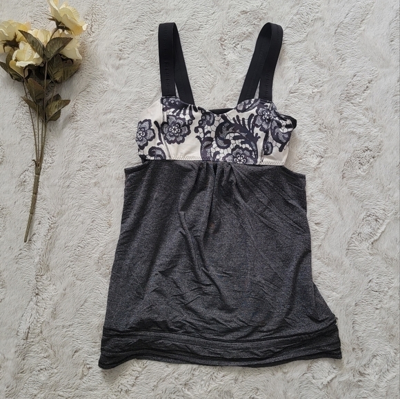 Lululemon Run Back On Track Tank Black Polar Cream Size 4 - Picture 2 of 15